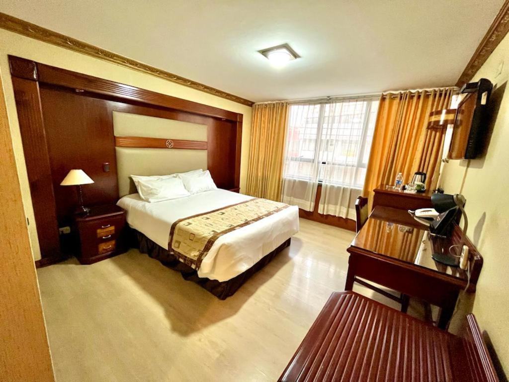 Hotel Oro Inn Lima Bagian luar foto