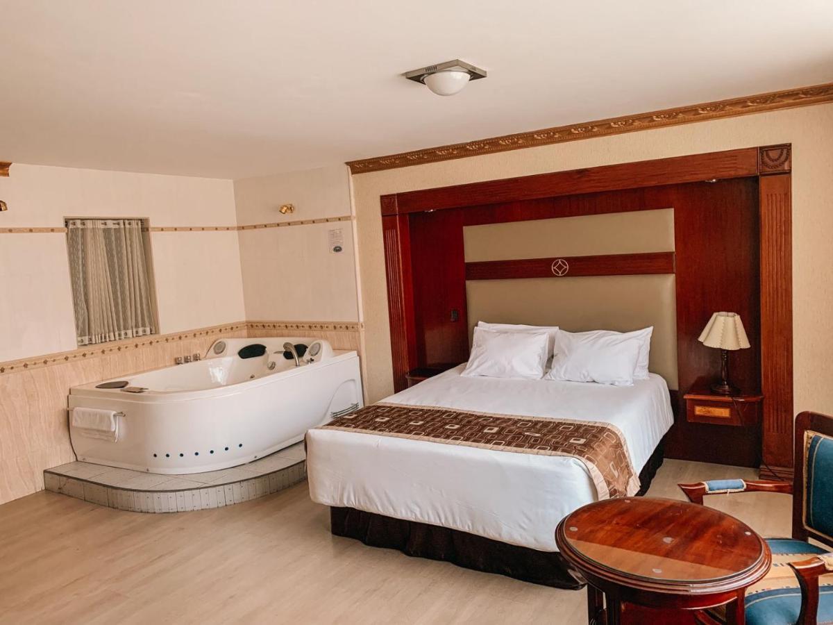 Hotel Oro Inn Lima Bagian luar foto