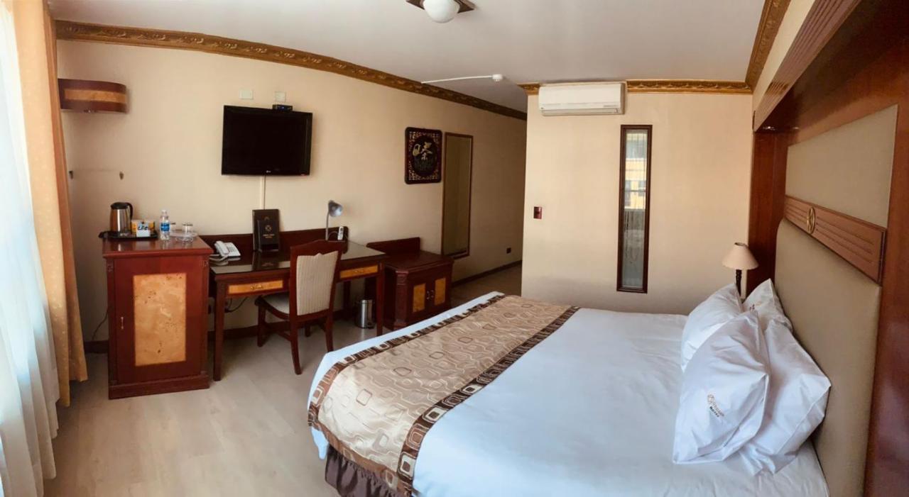 Hotel Oro Inn Lima Bagian luar foto
