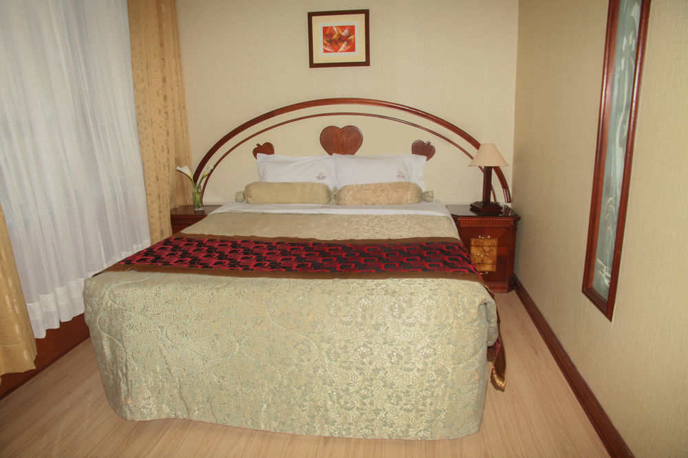 Hotel Oro Inn Lima Bagian luar foto