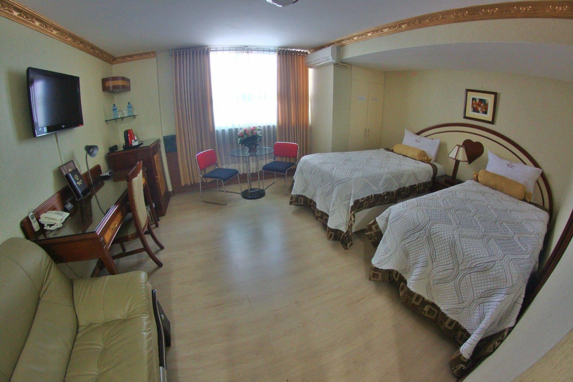 Hotel Oro Inn Lima Bagian luar foto